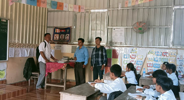 CAMBOYA_SUPERVISION ESCUELAS.jpg